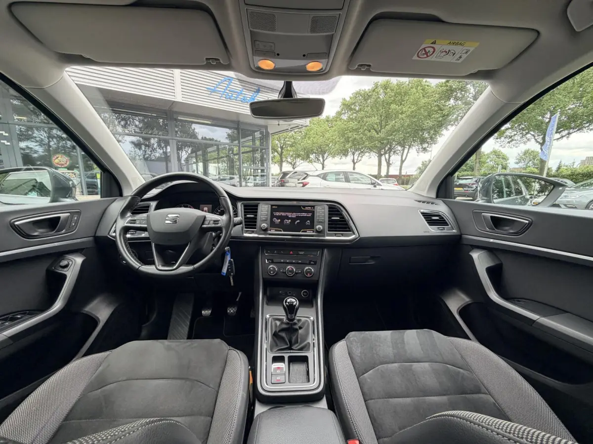 1.0 EcoTSI Limited Edition | Cruise | Clima | Camera | Led | Dealer Onderhouden