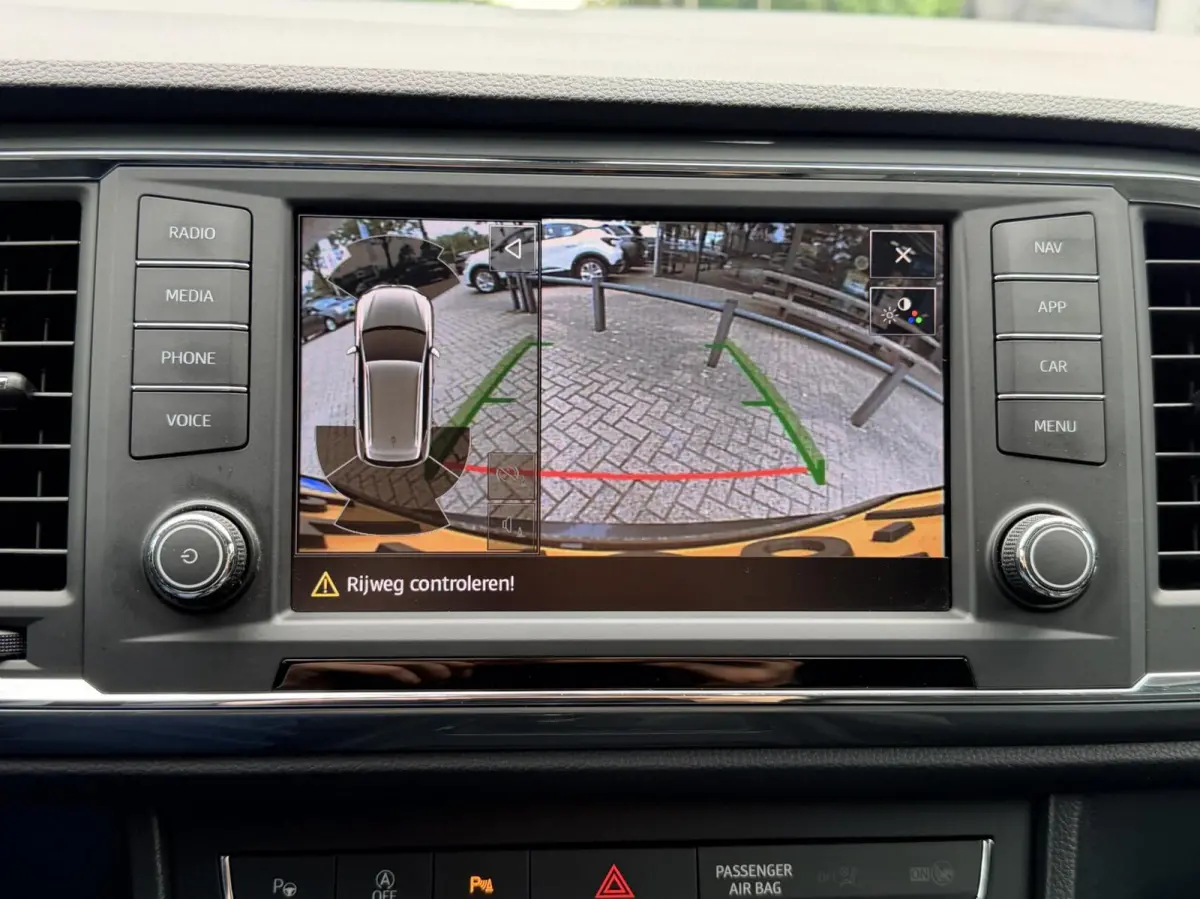 1.0 EcoTSI Limited Edition | Cruise | Clima | Camera | Led | Dealer Onderhouden