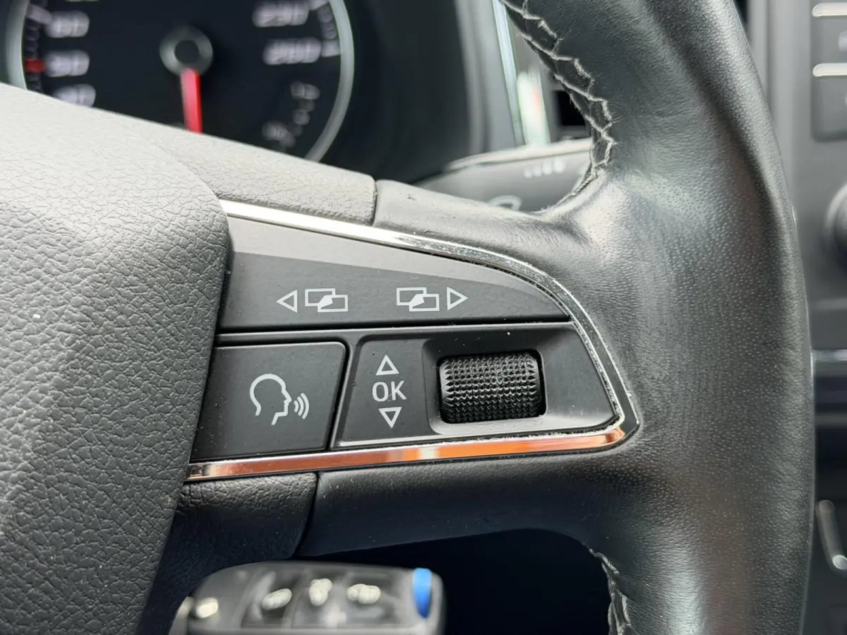 1.0 EcoTSI Limited Edition | Cruise | Clima | Camera | Led | Dealer Onderhouden