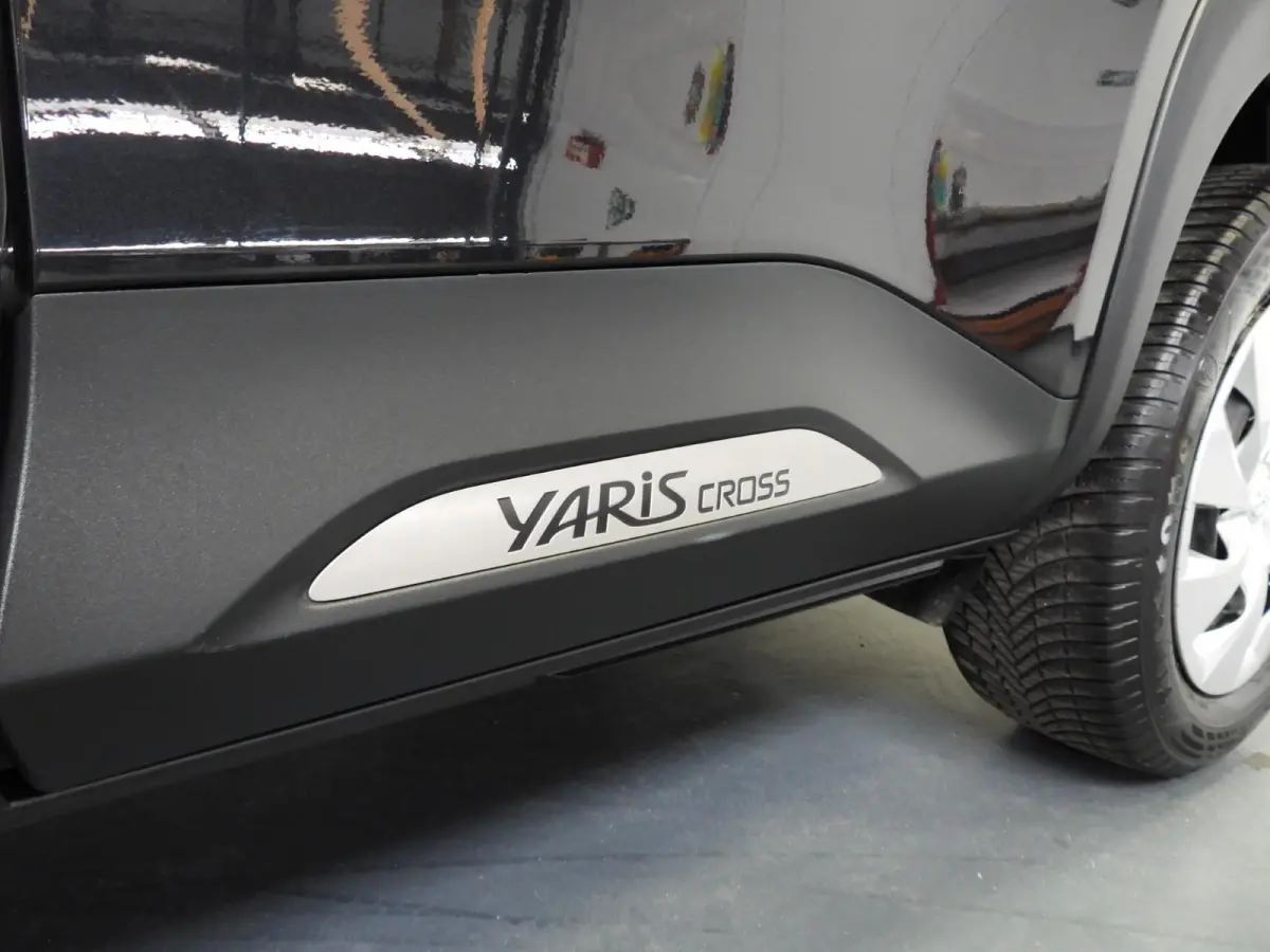 1.5 Hybrid Active NAVI-APP/CAMERA/CLIMA/ADAPT.CRUISE!