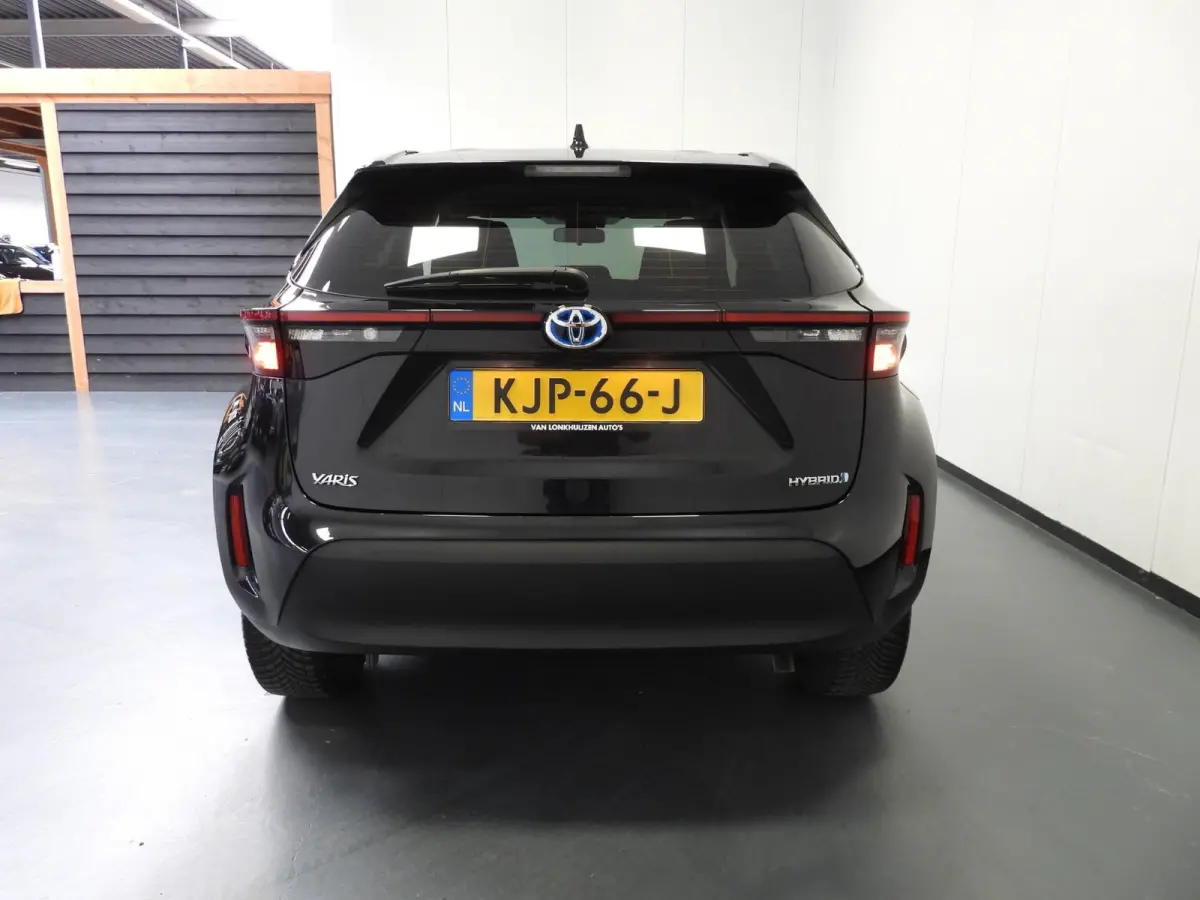 1.5 Hybrid Active NAVI-APP/CAMERA/CLIMA/ADAPT.CRUISE!