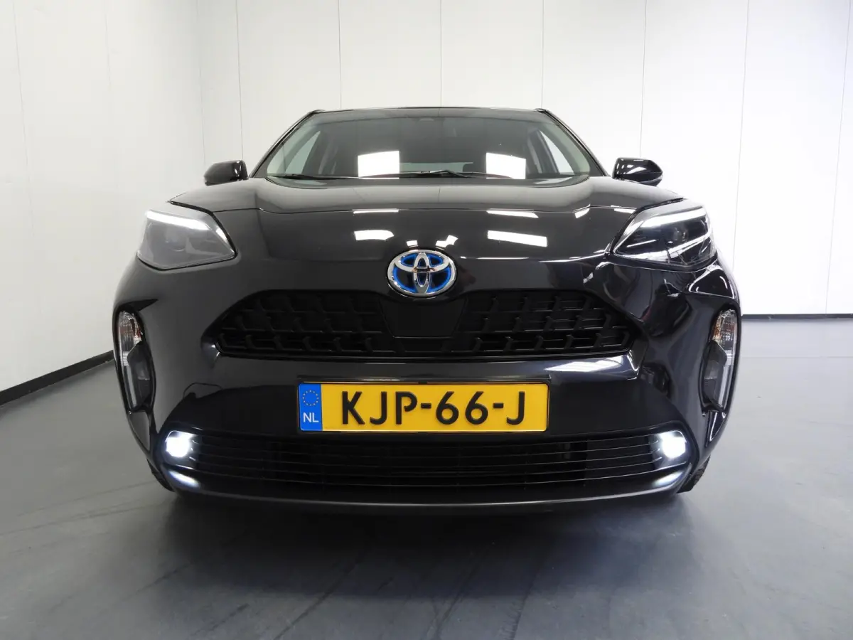 1.5 Hybrid Active NAVI-APP/CAMERA/CLIMA/ADAPT.CRUISE!