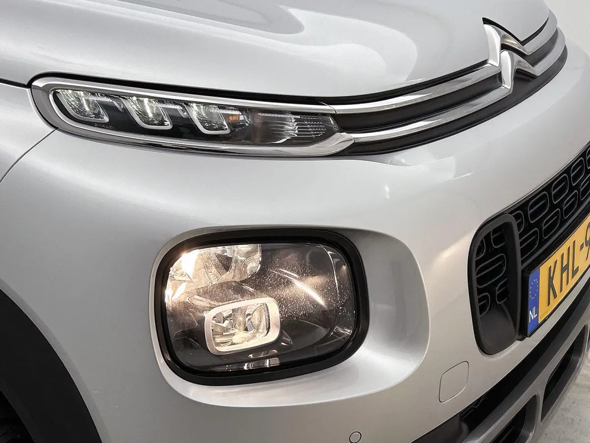 1.2 110pk S&S Shine Automaat | Navigatie | Climate Control | Cruise Control | Camera | 17"LMV | LED | Apple Carplay/Android Auto |
