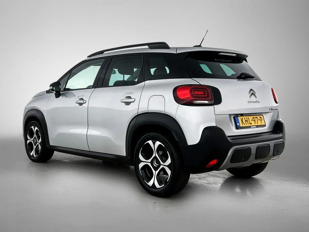 1.2 110pk S&S Shine Automaat | Navigatie | Climate Control | Cruise Control | Camera | 17"LMV | LED | Apple Carplay/Android Auto |