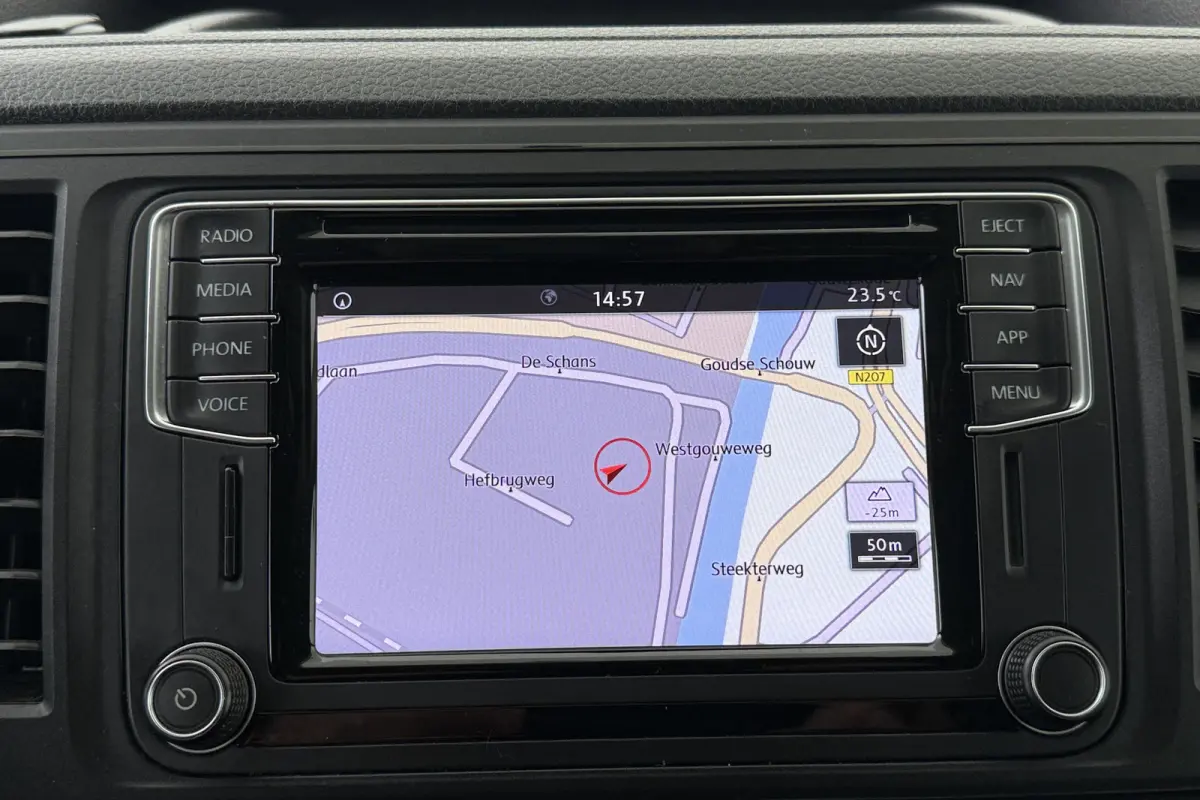 2.0 TDI 150 PK Aut. L2H1 Highline Carplay Navi Trekhaak