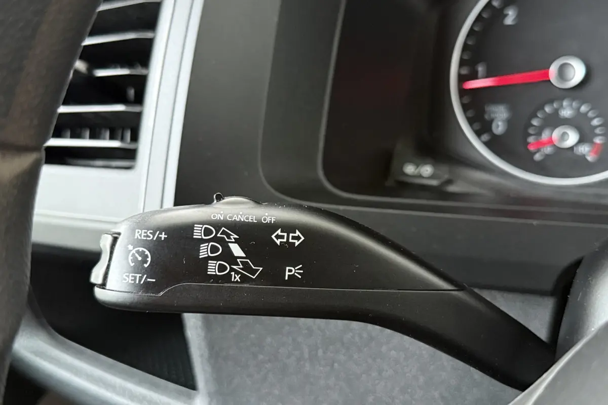 2.0 TDI 150 PK Aut. L2H1 Highline Carplay Navi Trekhaak
