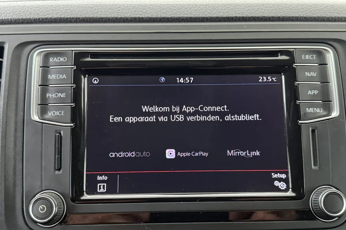2.0 TDI 150 PK Aut. L2H1 Highline Carplay Navi Trekhaak