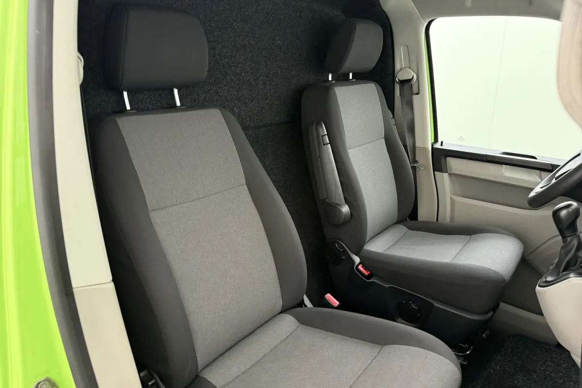 2.0 TDI 150 PK Aut. L2H1 Highline Carplay Navi Trekhaak