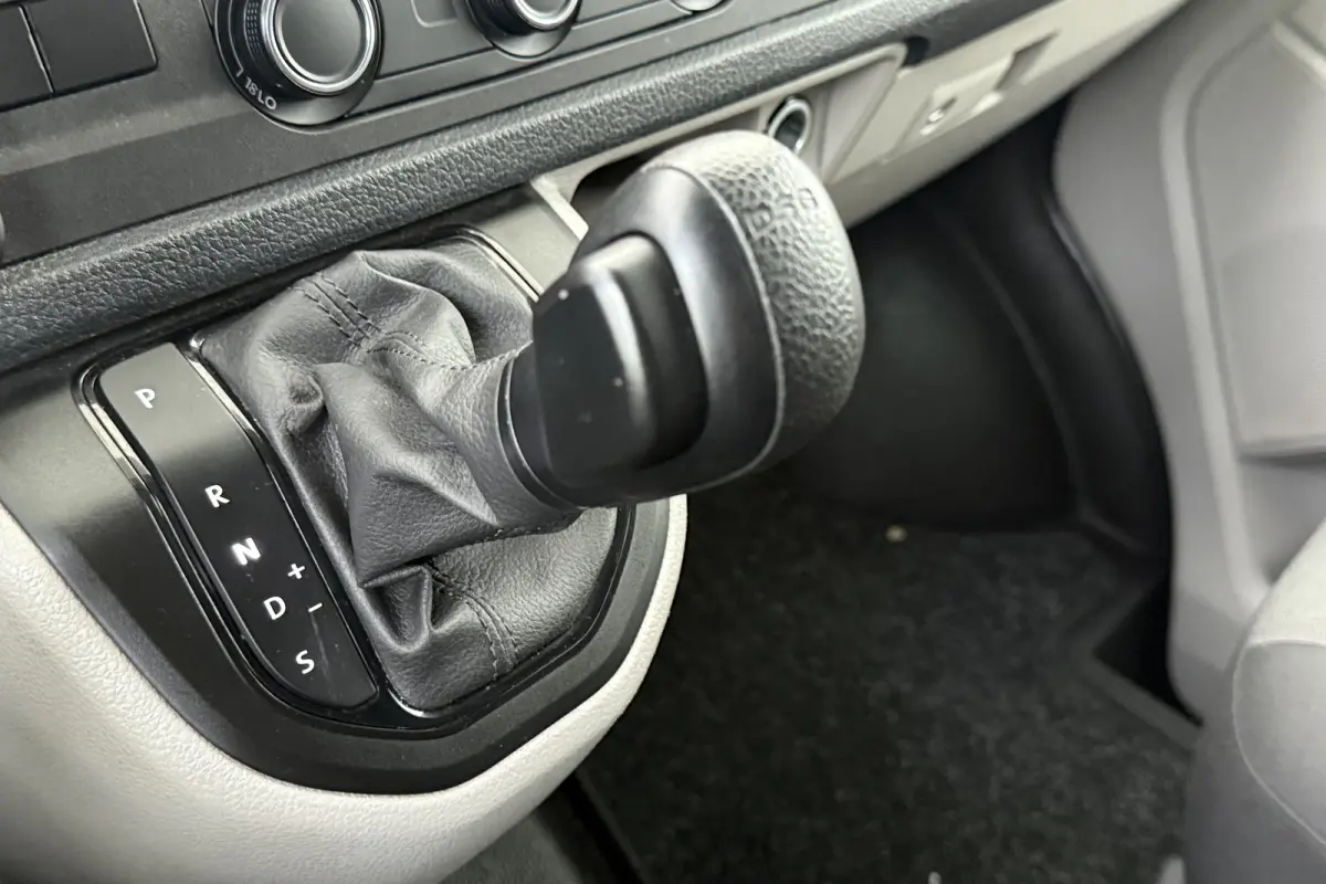 2.0 TDI 150 PK Aut. L2H1 Highline Carplay Navi Trekhaak