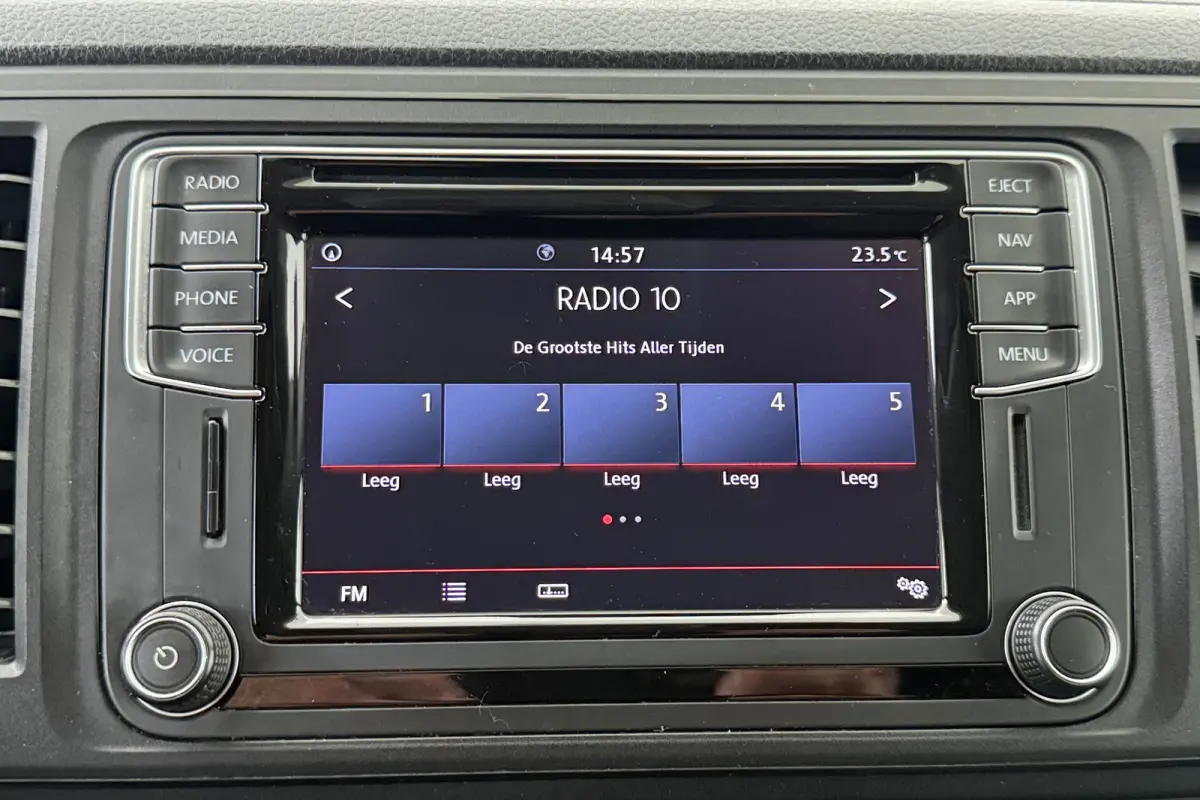 2.0 TDI 150 PK Aut. L2H1 Highline Carplay Navi Trekhaak