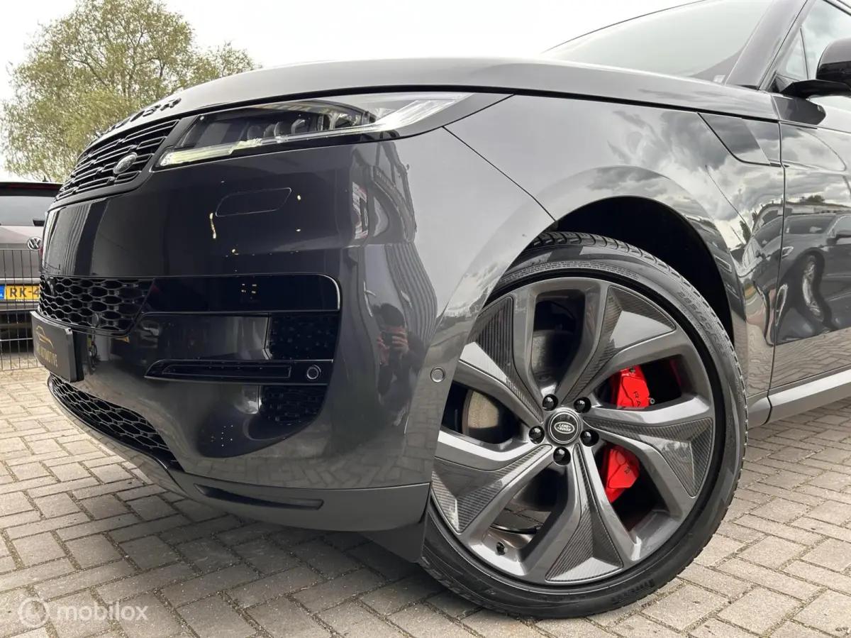 3.0 P440e Dynamic SE| 23” Carbon velgen | Trekhaak | Black Pack