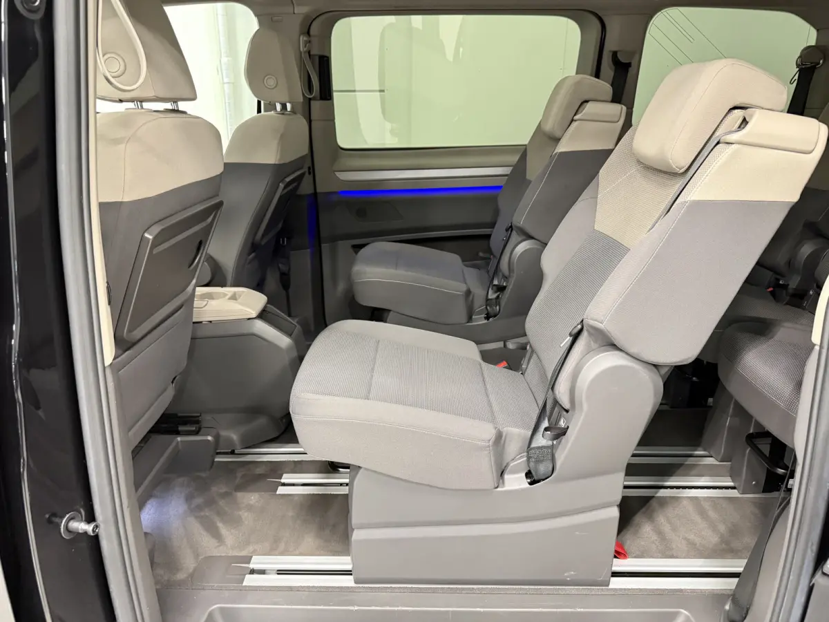 1.4 eHybrid Life 7p. PANO/IQ-LIGHT/19"/SOH 93%/CARPLAY/SFEER/ELECTR.SCHUIFDEUREN/ACC/KEYLESS/STOEL+STUURVERW/PRIVACY/ELECTR.A.KLEP/DEEP-BLACK METALLIC/VOLLEDIG VW DEALER HISTORIE