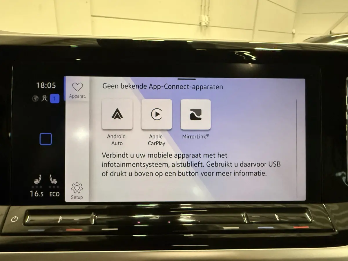 1.4 eHybrid Life 7p. PANO/IQ-LIGHT/19"/SOH 93%/CARPLAY/SFEER/ELECTR.SCHUIFDEUREN/ACC/KEYLESS/STOEL+STUURVERW/PRIVACY/ELECTR.A.KLEP/DEEP-BLACK METALLIC/VOLLEDIG VW DEALER HISTORIE