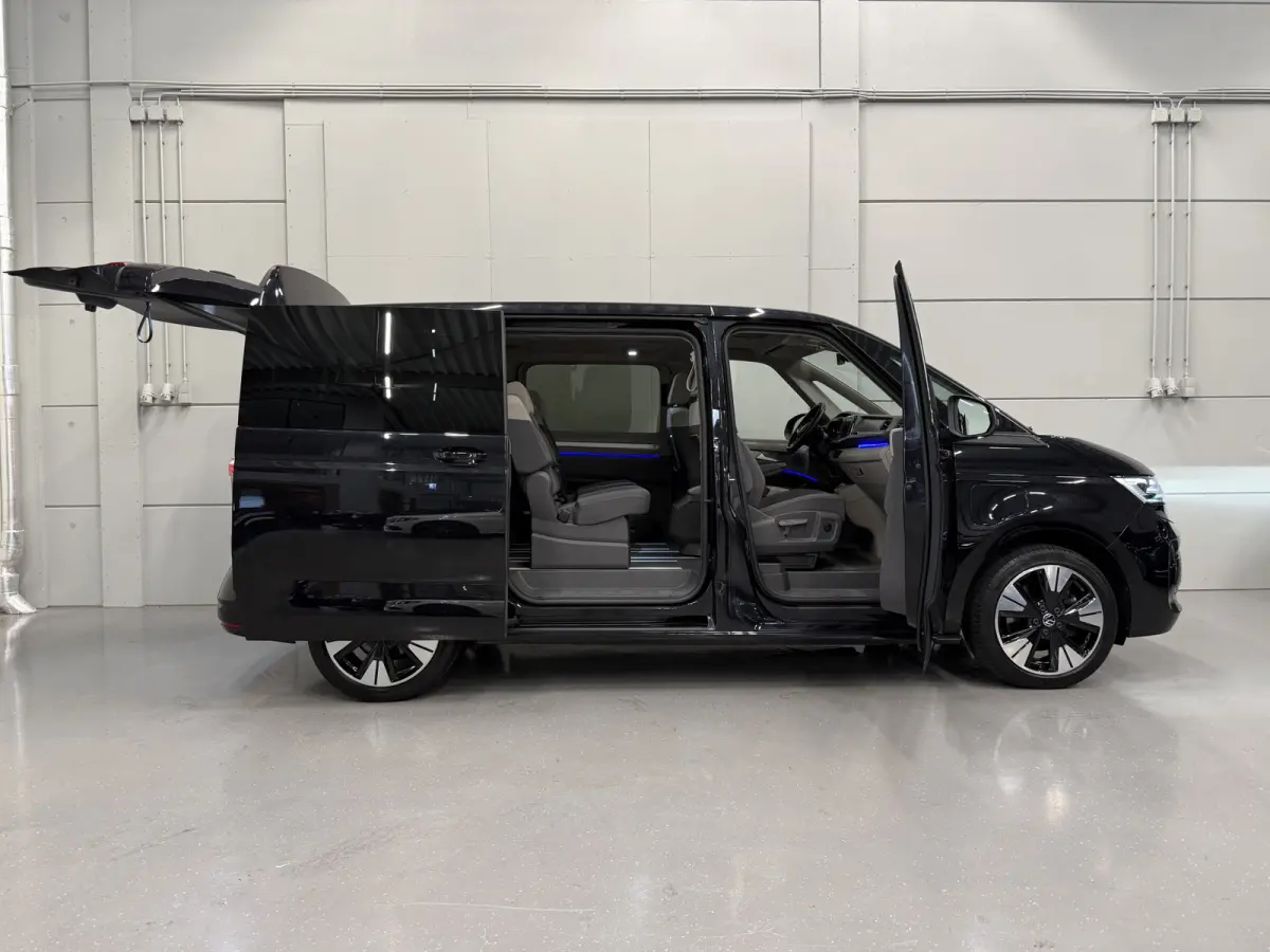 1.4 eHybrid Life 7p. PANO/IQ-LIGHT/19"/SOH 93%/CARPLAY/SFEER/ELECTR.SCHUIFDEUREN/ACC/KEYLESS/STOEL+STUURVERW/PRIVACY/ELECTR.A.KLEP/DEEP-BLACK METALLIC/VOLLEDIG VW DEALER HISTORIE