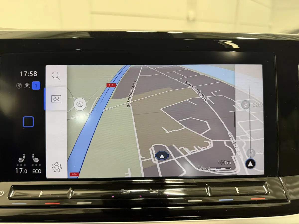 1.4 eHybrid Life 7p. PANO/IQ-LIGHT/19"/SOH 93%/CARPLAY/SFEER/ELECTR.SCHUIFDEUREN/ACC/KEYLESS/STOEL+STUURVERW/PRIVACY/ELECTR.A.KLEP/DEEP-BLACK METALLIC/VOLLEDIG VW DEALER HISTORIE