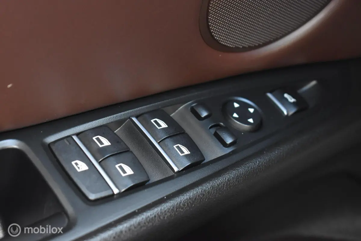 xDrive40d M-Sport Sapphirschwarz Pano Nappa 360° HUD Elek. trekhaak HiFi 20" LMV Etc.