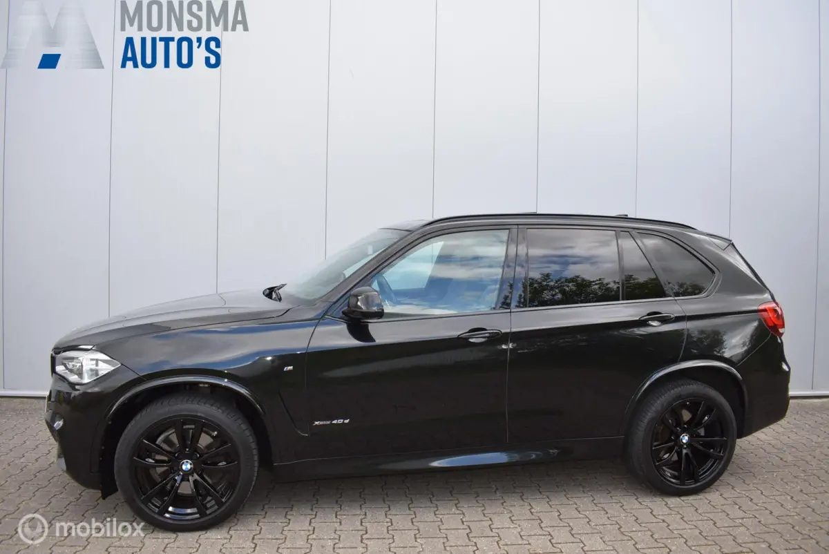xDrive40d M-Sport Sapphirschwarz Pano Nappa 360° HUD Elek. trekhaak HiFi 20" LMV Etc.