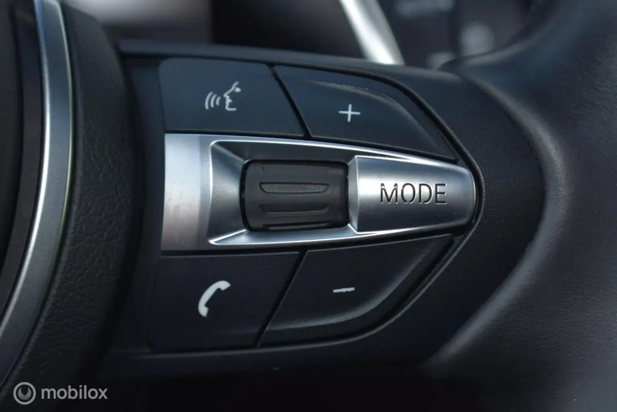 xDrive40d M-Sport Sapphirschwarz Pano Nappa 360° HUD Elek. trekhaak HiFi 20" LMV Etc.