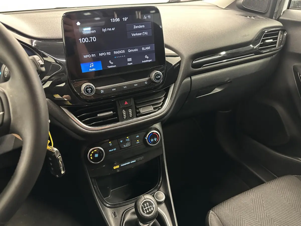 1.0 EcoBoost Connected NAVI CARPLAY CRUISE LM 50000 KM.