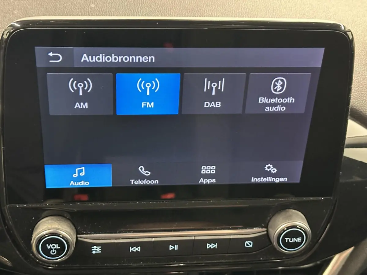 1.0 EcoBoost Connected NAVI CARPLAY CRUISE LM 50000 KM.