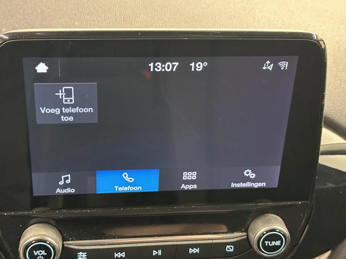 1.0 EcoBoost Connected NAVI CARPLAY CRUISE LM 50000 KM.