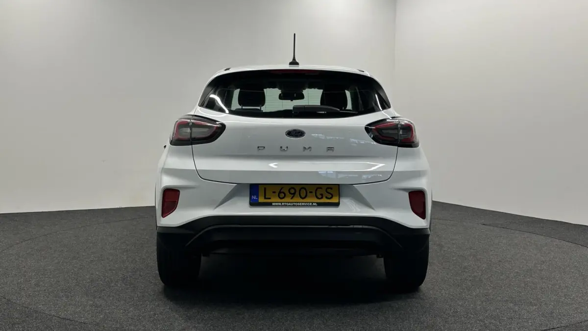 1.0 EcoBoost Connected NAVI CARPLAY CRUISE LM 50000 KM.