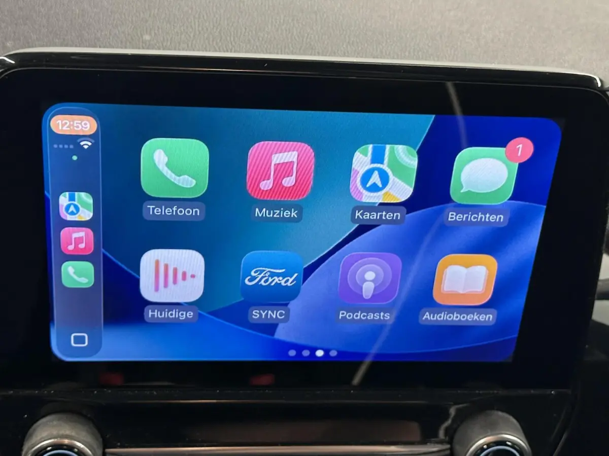 1.0 EcoBoost Connected NAVI CARPLAY CRUISE LM 50000 KM.