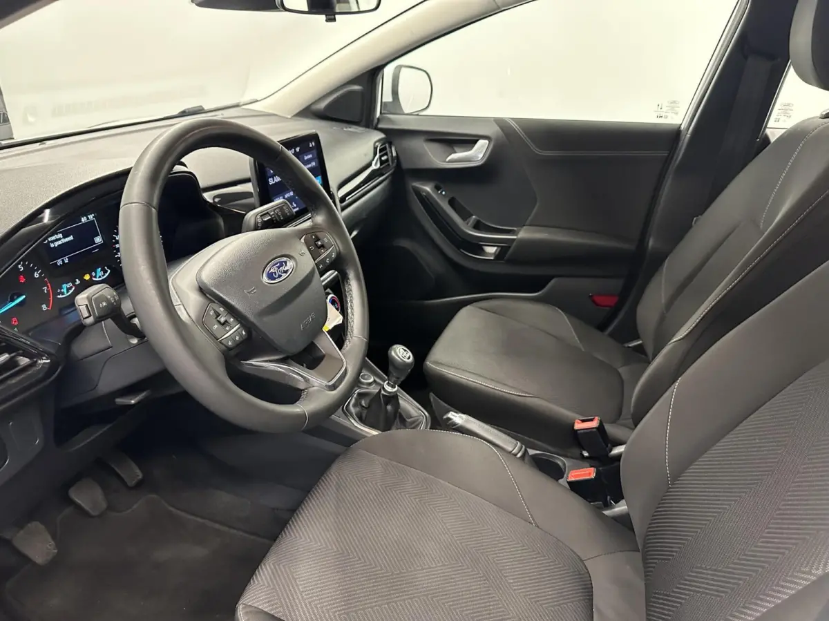1.0 EcoBoost Connected NAVI CARPLAY CRUISE LM 50000 KM.