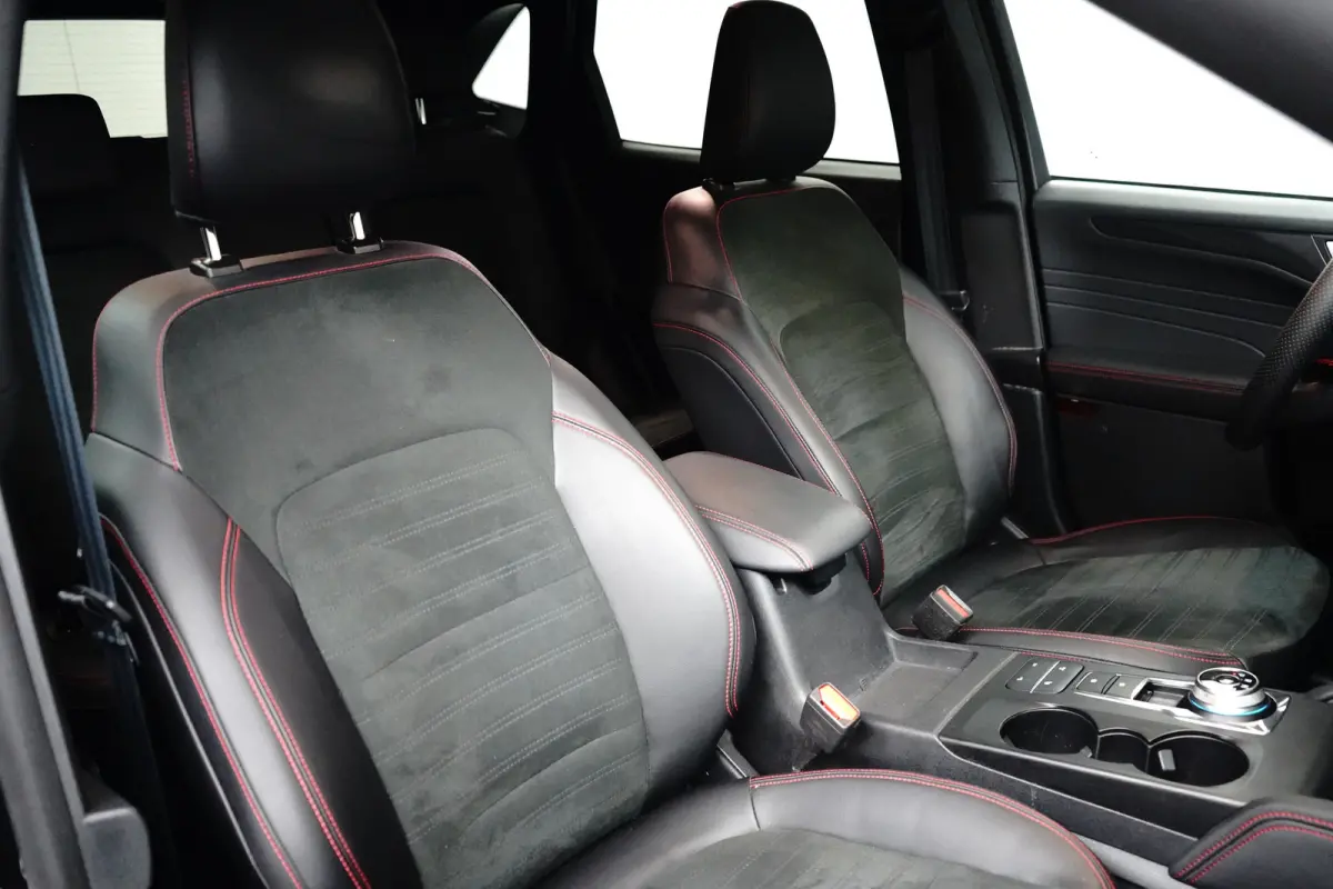 2.5 PHEV ST-Line X | 87,6% SoH | Achteruitrijcamera | Apple Carplay/Android Auto|telefoonintegratie premium | Cruise control adaptief met Stop&Go en stuurhulp