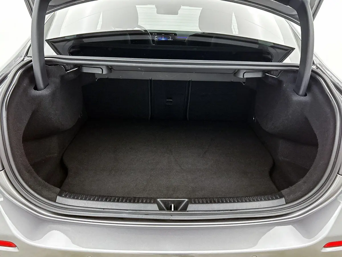 A 250 e Business Line | Climate Control | Sfeerverlichting | Stoelverwarming | Achteruitrijcamera | Parkeersensoren |