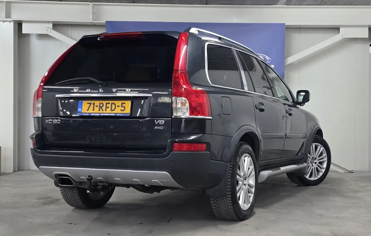 4.4 V8 Executive 1e Eigenaar Volledig Onderhouden Trekhaak Stoelventilatie en massage!