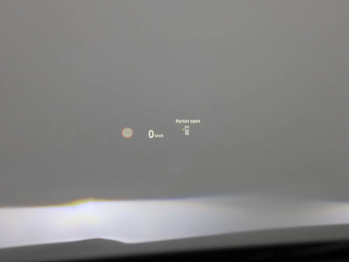 xDrive25e | Automaat | Head-up Display | Achteruitrijcamera | Parkeersensoren |