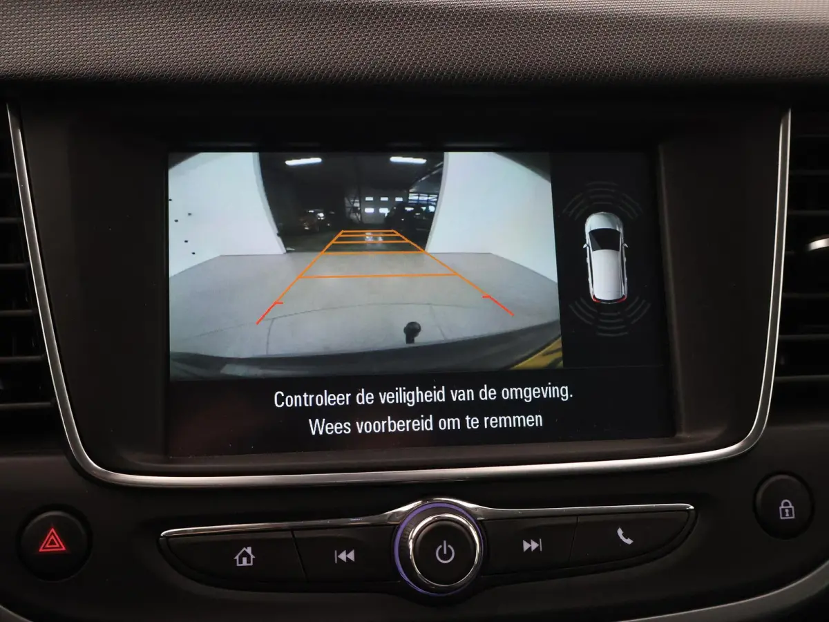 1.2 TURBO + TREKHAAK | CAMERA | DAB+ | APPLE CARPLAY | PRIVACY GLASS | LED