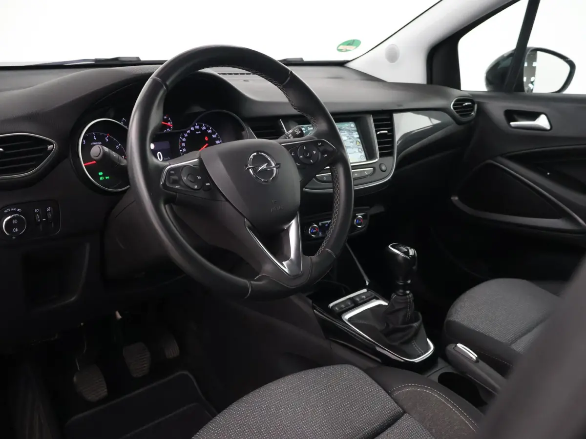 1.2 TURBO + TREKHAAK | CAMERA | DAB+ | APPLE CARPLAY | PRIVACY GLASS | LED