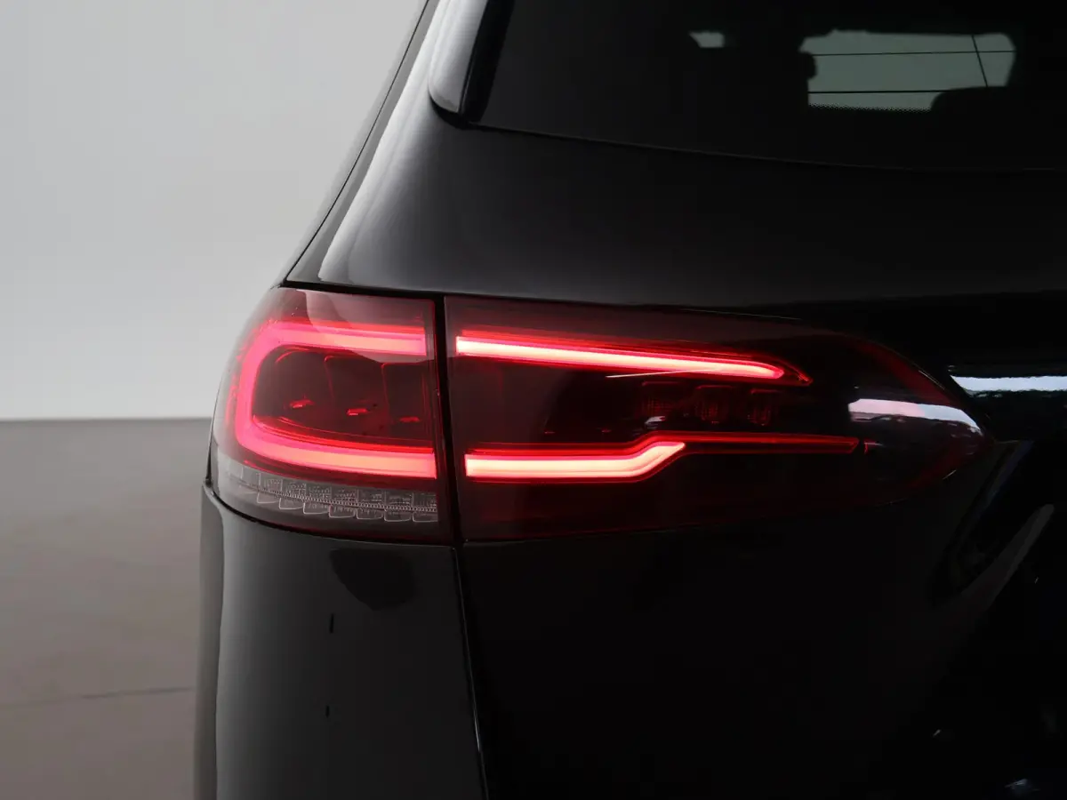 250e 218 PK AMG NIGHT + SFEERVERLICHTING | CAMERA | 18 INCH | STOELVERWARMING