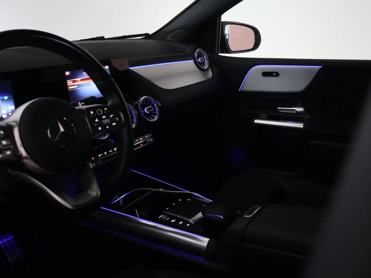 250e 218 PK AMG NIGHT + SFEERVERLICHTING | CAMERA | 18 INCH | STOELVERWARMING