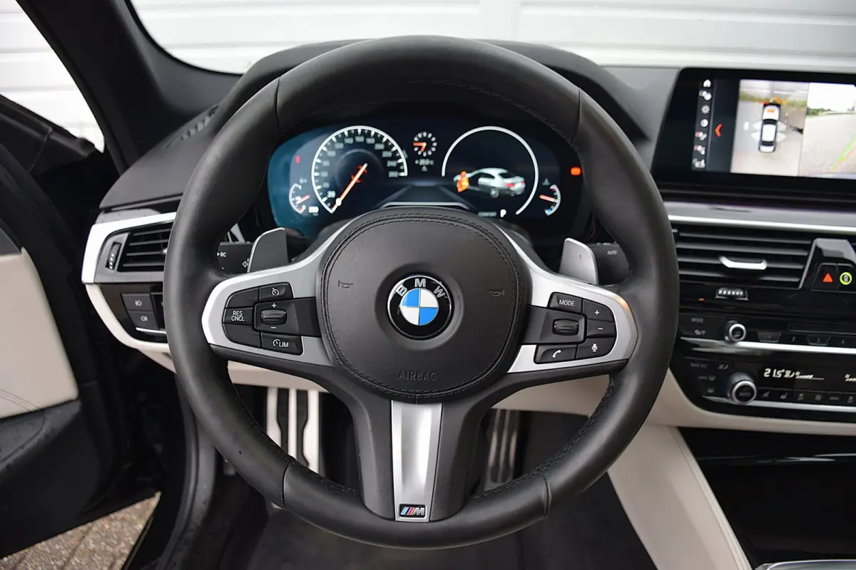 530i High Executive Edition*Dak*Navi*360Cam*M-Pakket*20"inch