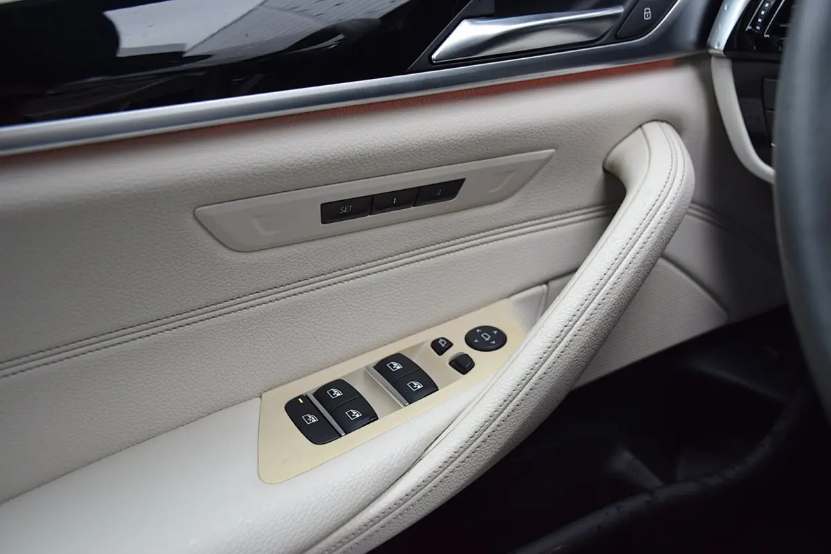 530i High Executive Edition*Dak*Navi*360Cam*M-Pakket*20"inch