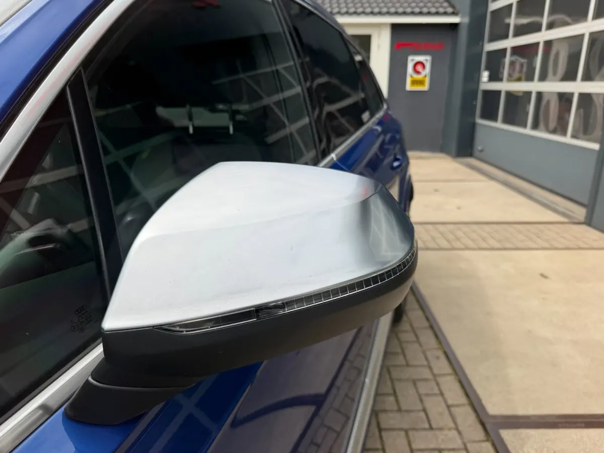 SQ7 4.0 TDI SQ7 quattro / Pano / Night Vision / AWS / Head Up / Alcantara / Grijs kenteken .