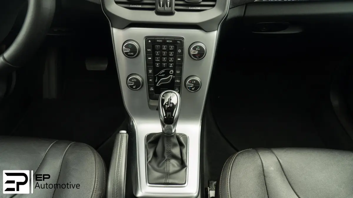 2.0 T5 AWD Summum|Trekhaak|H&K Audio
