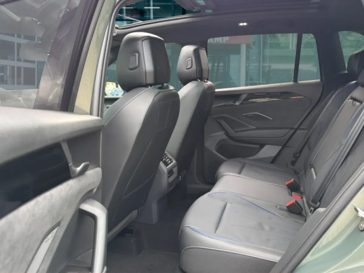 1.5 TSI e HYBRID R-LINE 272 PK LEDER/PANO-DAK/TREKHAAK/H&K/360CAMERA