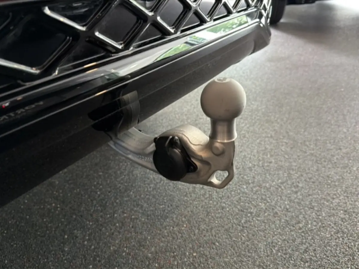 1.5 TSI e HYBRID R-LINE 272 PK LEDER/PANO-DAK/TREKHAAK/H&K/360CAMERA