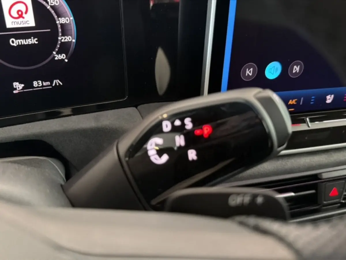 1.5 TSI e HYBRID R-LINE 272 PK LEDER/PANO-DAK/TREKHAAK/H&K/360CAMERA
