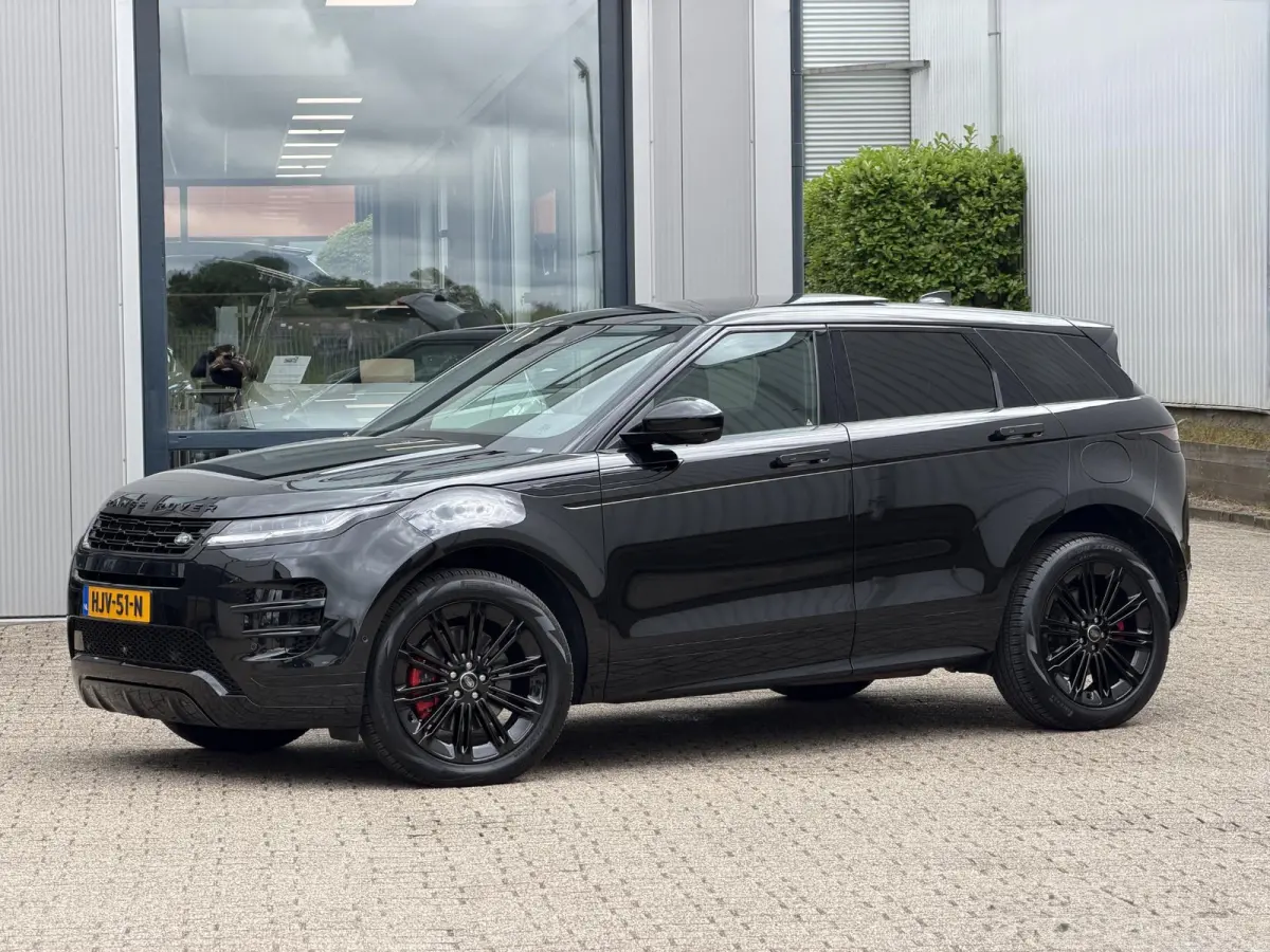 1.5 P270e SE Dynamic | NL-auto 1e eig. / Pano-schuifdak / Blackpack