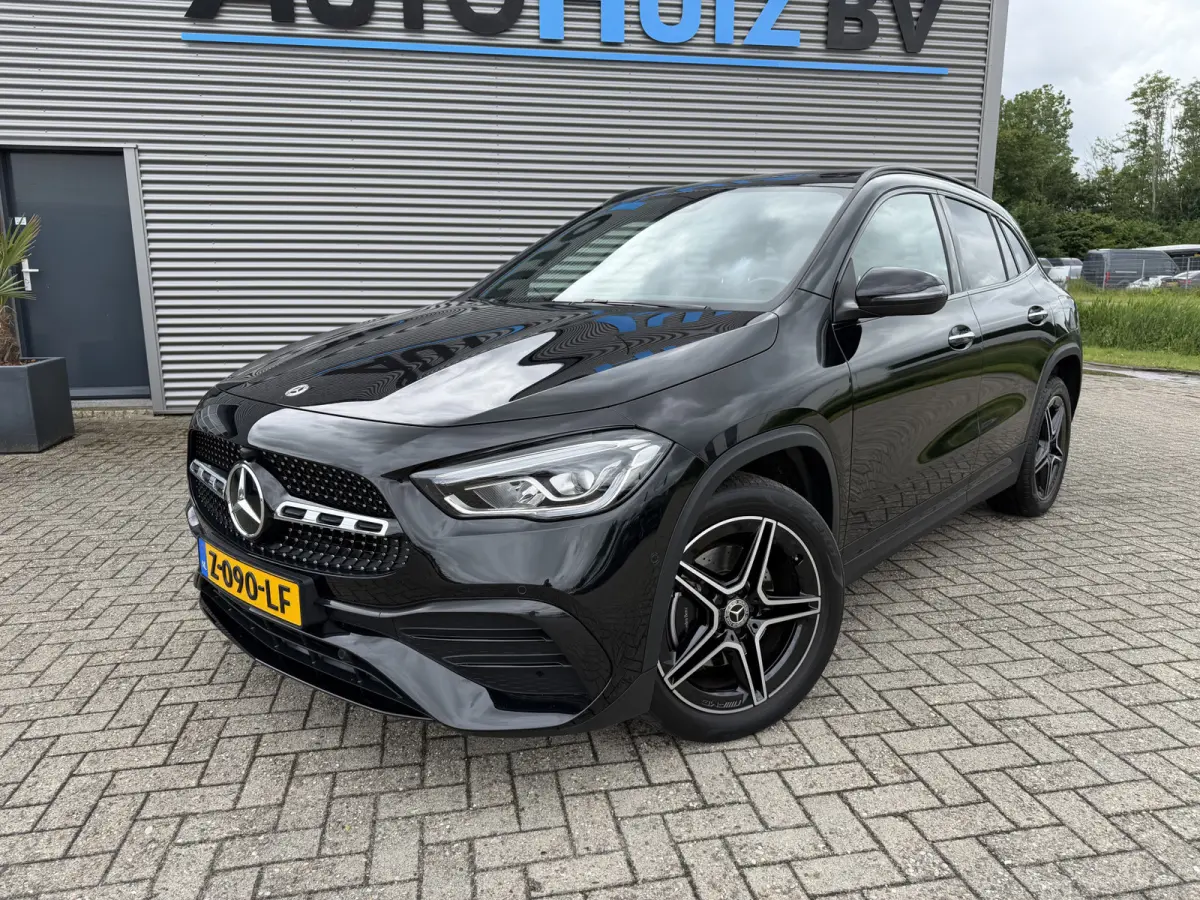 250 e AMG Line Panoramadak Carplay 19 Inch Sfeerverlichting Stoelverwarming Achteruitrijcamera