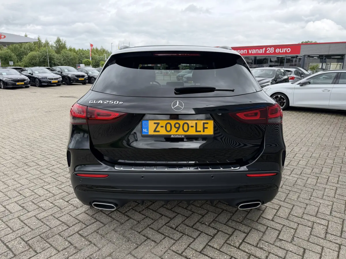 250 e AMG Line Panoramadak Carplay 19 Inch Sfeerverlichting Stoelverwarming Achteruitrijcamera