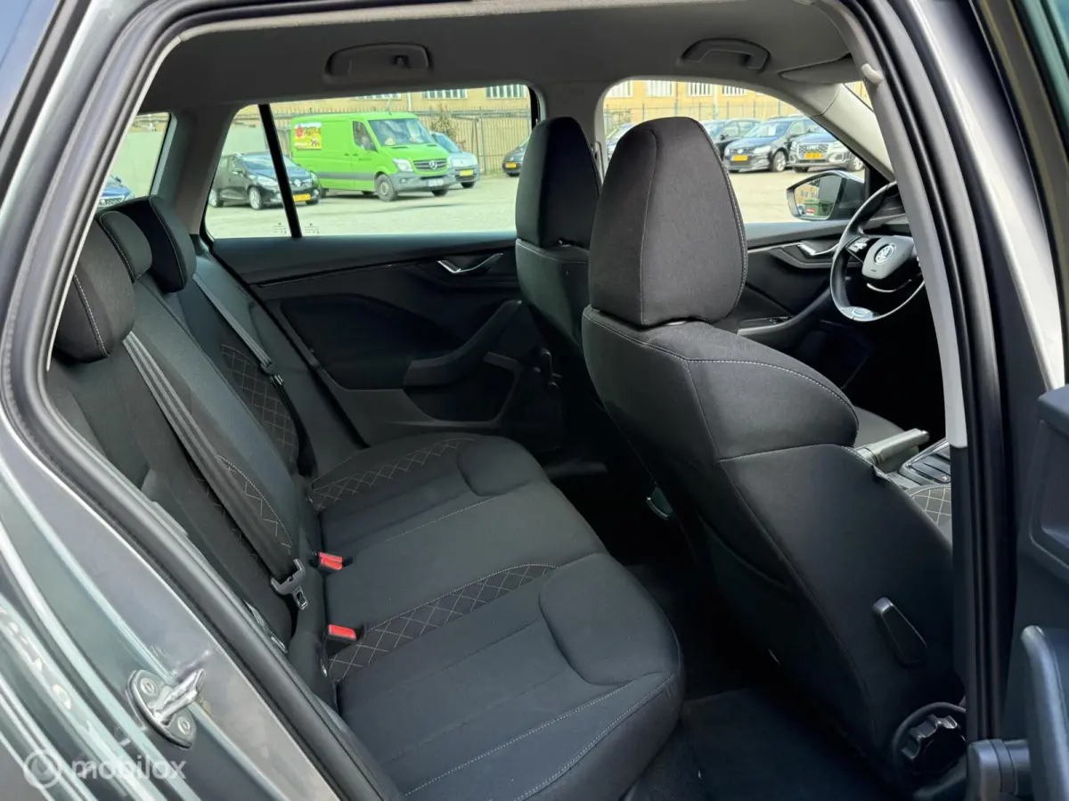 1.0 TSI Ambition | BTW | CARPLAY | CLIMA