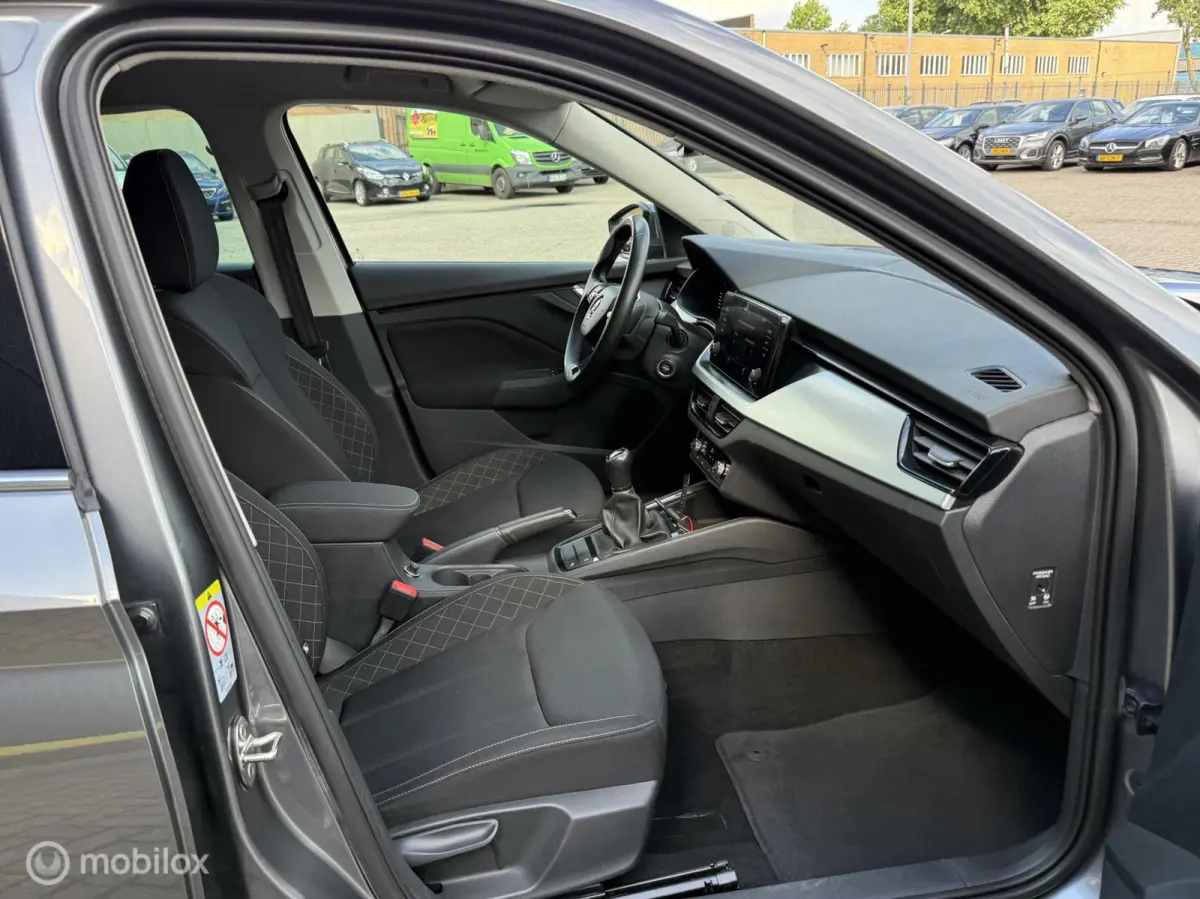 1.0 TSI Ambition | BTW | CARPLAY | CLIMA