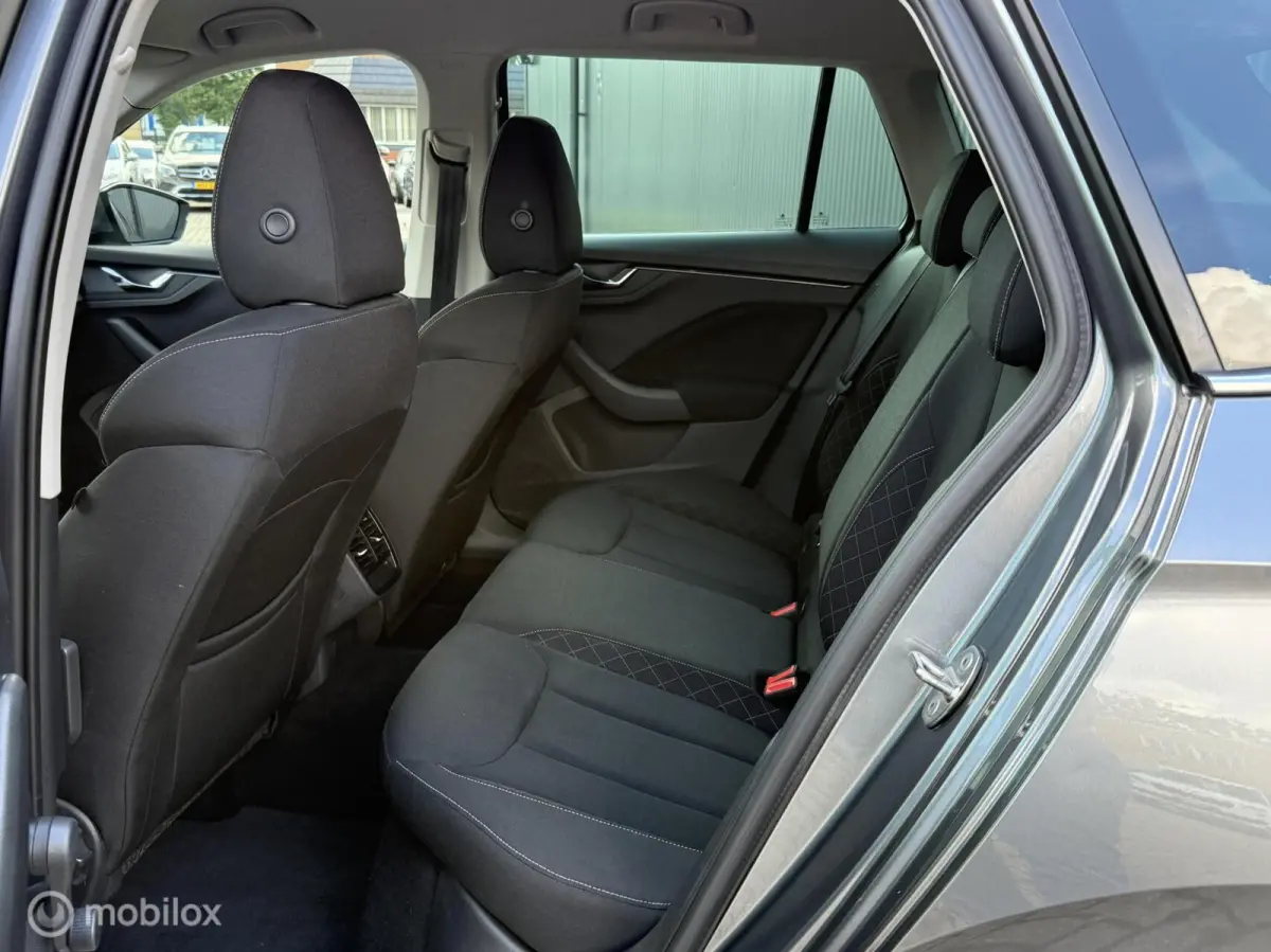 1.0 TSI Ambition | BTW | CARPLAY | CLIMA
