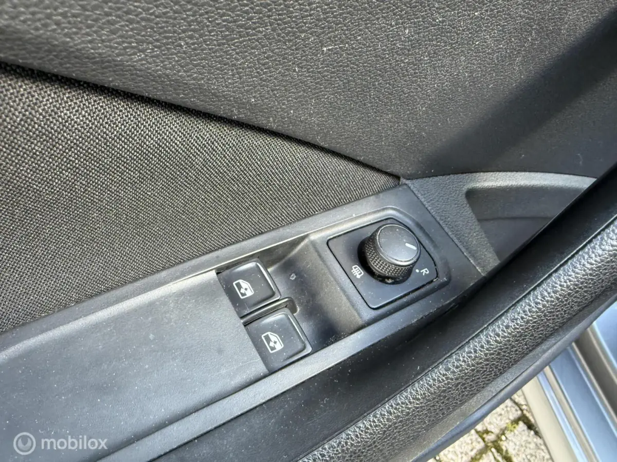 1.0 TSI Ambition | BTW | CARPLAY | CLIMA